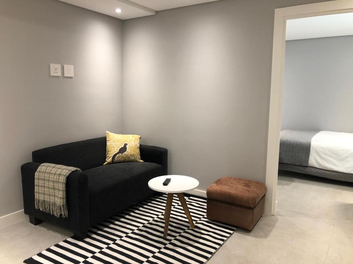 케이프타운 Private Bachelor Pad In Sea Point 아파트 외부 사진