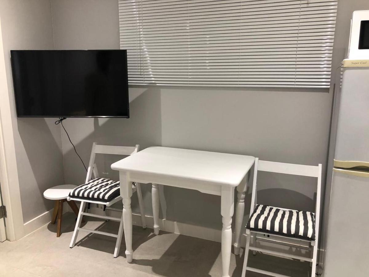 케이프타운 Private Bachelor Pad In Sea Point 아파트 외부 사진